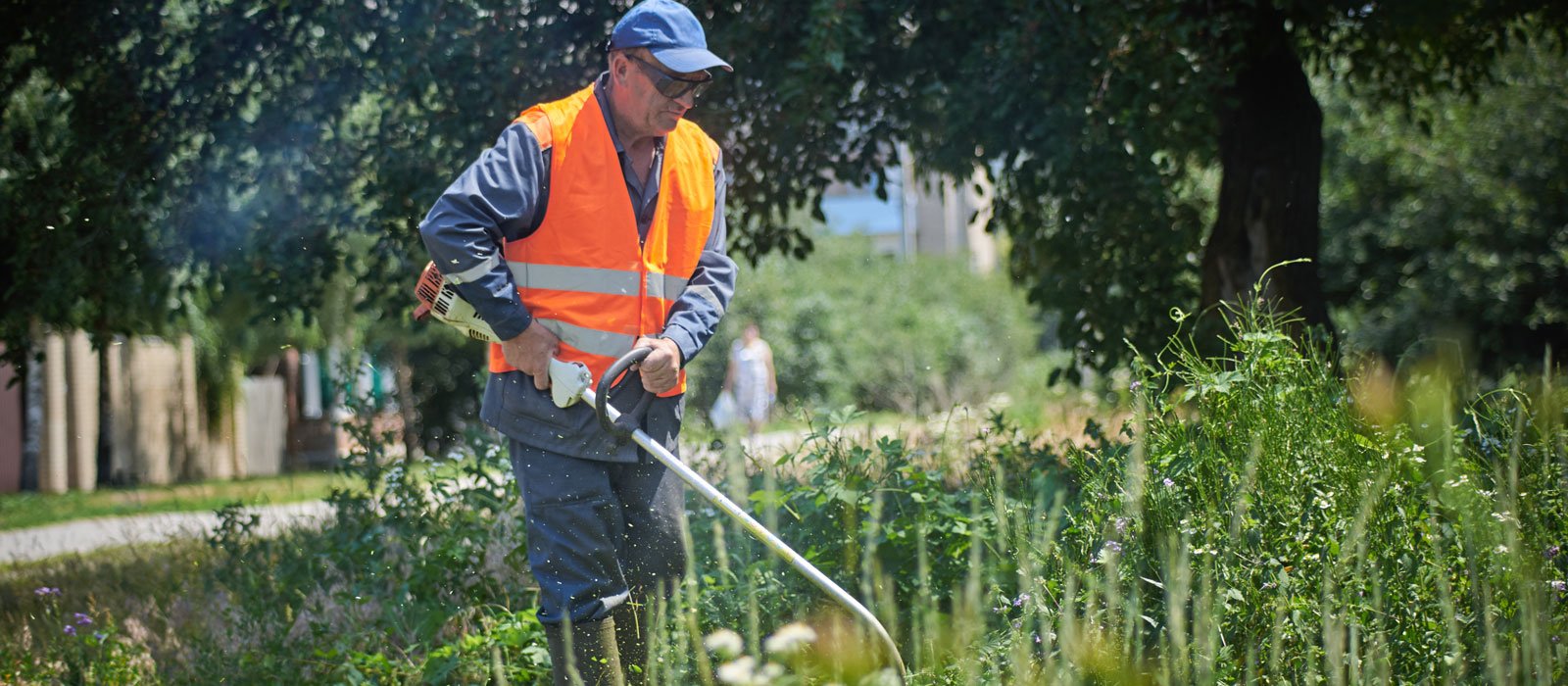 how-much-do-landscapers-make-the-garden